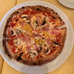 ピッツェリア・モトリーノ