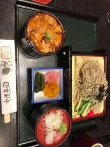 登利平 イオンモール高崎店