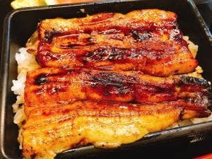 うな与