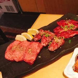 焼肉酒場 牛恋 神田店