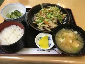 べにや食堂