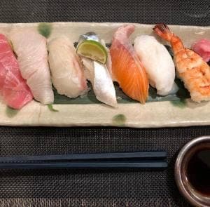 異食菜々 まことや