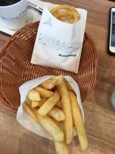 モスバーガー 岩出店