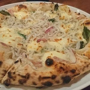 ピッツェリア ヴィア ブリンディジ カルパッチョ