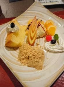 町家カフェ 太郎茶屋鎌倉 松山店