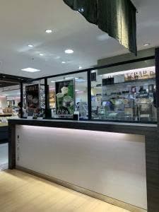 バル デ テェ 大阪高島屋店