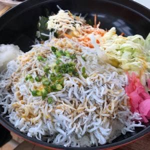 cafeとびっちょヨットハーバー店