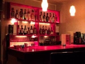 J'S Bar