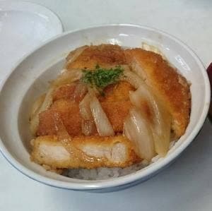 大衆食堂岩戸屋