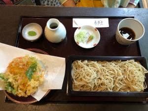 蕎麦彩彩久留葉