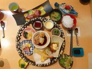 四季の食膳 おがた