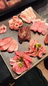 網焼きホルモン 暴豚