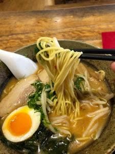 湖畔亭