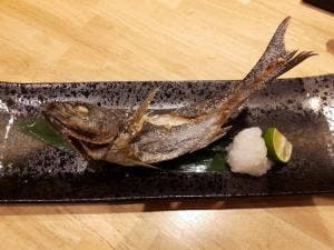 炭火割烹とも
