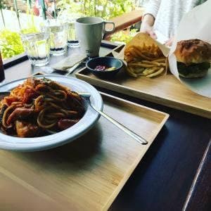CHERRY BEANS CAFE