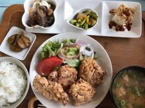 プラチナ食堂
