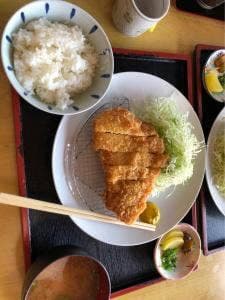 とんとん亭