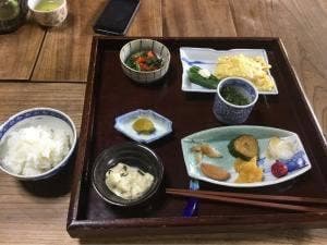 百姓屋敷じろえむ