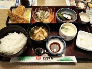 とんでん 相模が丘店