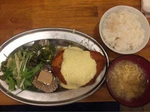 とりとり亭 東新町店