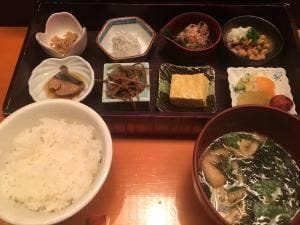 炭火 串焼 音羽亭