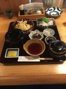 天ぷら・海鮮 岩八