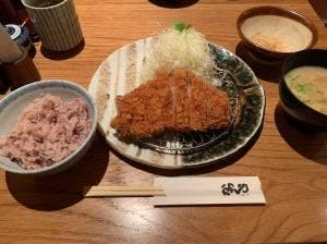 名代とんかつ かつくら 三条本店