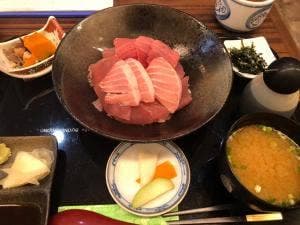海鮮亭 浦島屋
