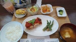 cafe ふぁみり～ inn