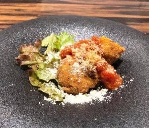 炭焼きイタリアン ワイン Zabou