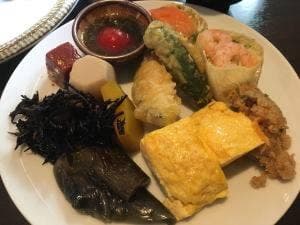 逸京ダイニング 守山庵