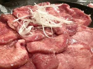 炭火焼肉 ホルモン しま田