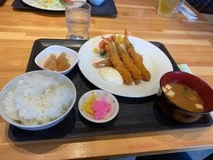 食事処 友食