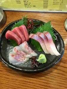 立ち呑み酒場 あきまる