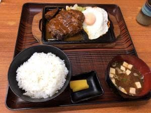シバタ屋食堂