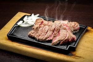 ステーキ屋 瓦
