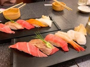 すしざんまい 天神店