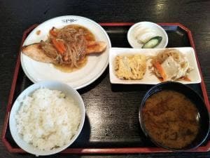 お食事処 居酒屋 清水