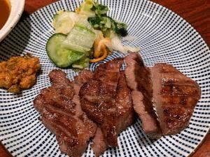 炭焼牛たん東山 博多大丸店