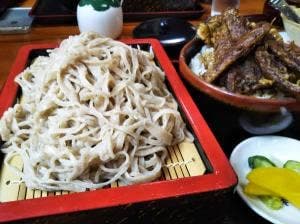 近留そば店