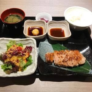 和食郷土料理 個室居酒屋 へぎ蕎麦村瀬 本町店