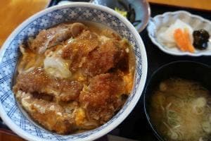 お食事処 かめや