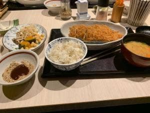 山かつ藍住店
