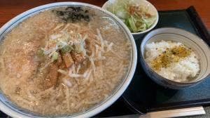 くいてぇや
