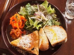 カフェ モンティ