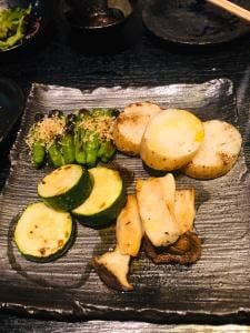 酉泰