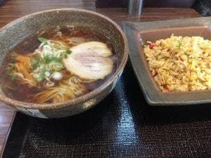 五味八珍高丘店