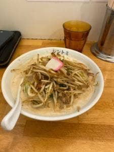極濃湯麺 シントミ