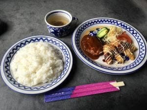 トゥモロー