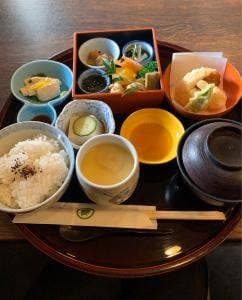 小料理 豆庵 駅前店